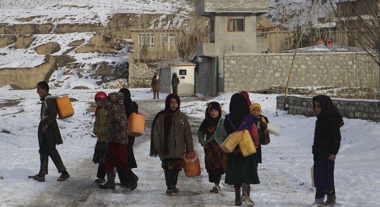 'Este inverno é o mais frio dos últimos anos', disse à AFP Mohamad Nasim Muradi, chefe do escritório de meteorologia do Afeganistão