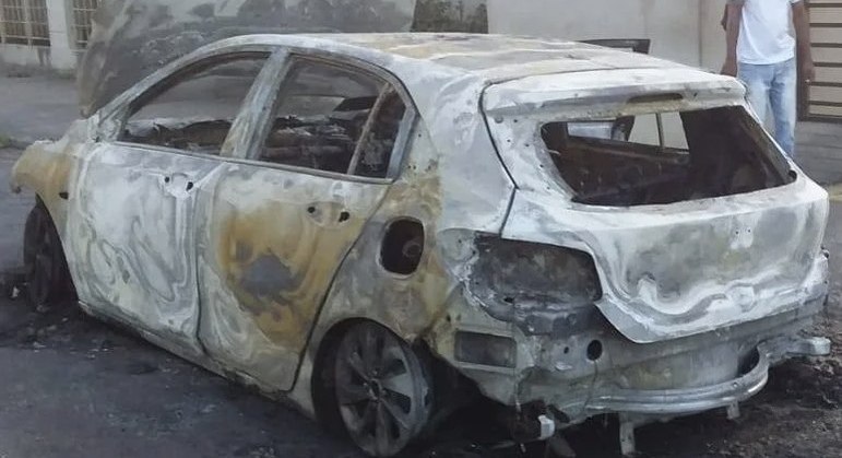 Carro ficou completamente destruído após caso de incidente na Bahia 