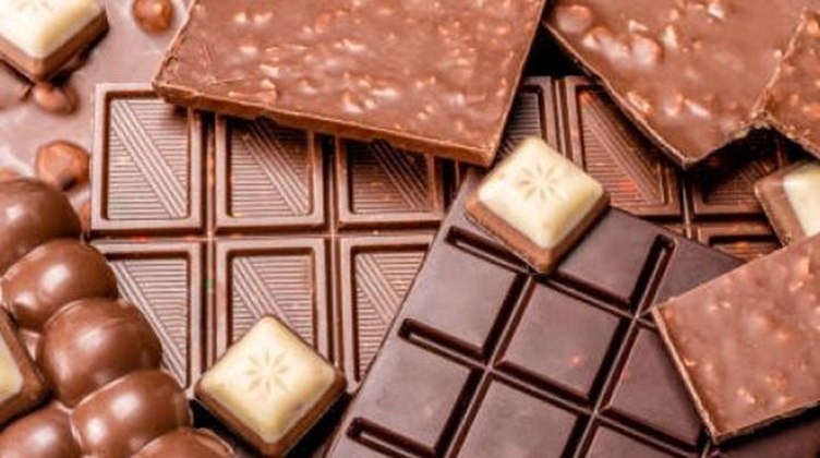 Opções de chocolates recheados, crocantes ou com outros complementos não foram para a mesa dos jurados. 
