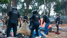Polícia desmonta barracas, apreende drogas e dinheiro em operação na Cracolândia em SP