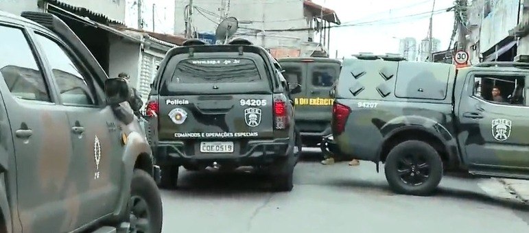Até o momento, não há suspeitos identificados ou presos na manhã desta terça-feira (31)