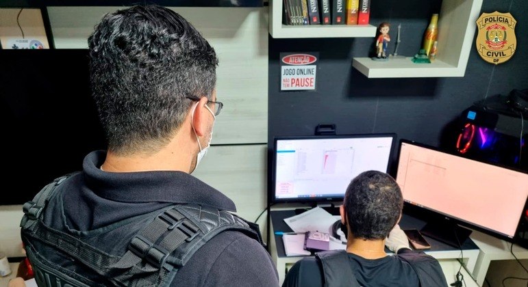 Operação Downloader