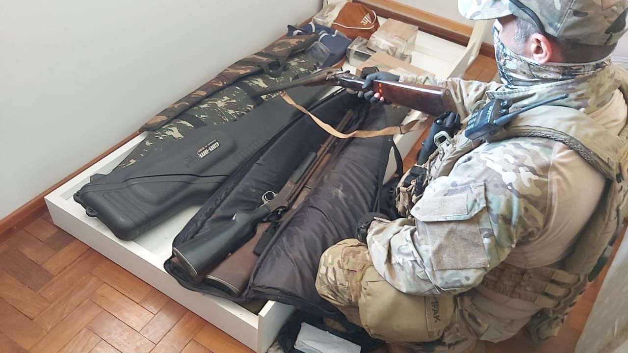 Operação Manifest envolve cerca de 150 policiais federais em sete estados e no DF