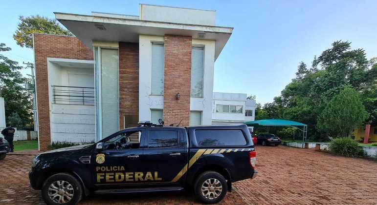 Justiça Federal determinou o bloqueio de imóveis, apreensão de veículos e até de um avião