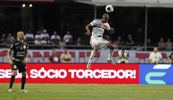 Orejuela em partida contra o Corinthians