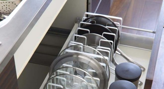 organizadores de cozinha - gaveta com suporte para tampas de panela 