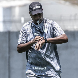 Técnico santista Orlando Ribeiro