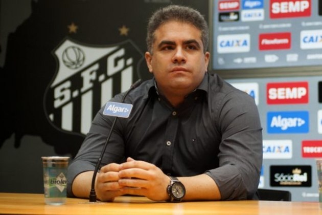 Orlando Rollo é contra a contratação de Zé Ricardo e negócio esfriou nas últimas horas (Foto: 