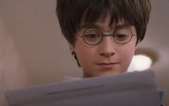 Os fãs tiveram o primeiro contato com o personagem Harry Potter, ficaram deslumbrados com a magia de Hogwarts e descobriram que Voldemort é 