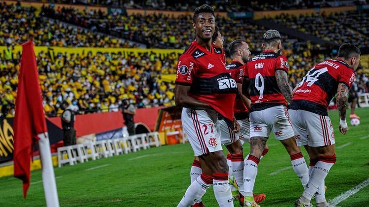 Os gols da vitória por 2 a 0 sobre o Barcelona SC, em Guayaquil, foram de Bruno Henrique (2).