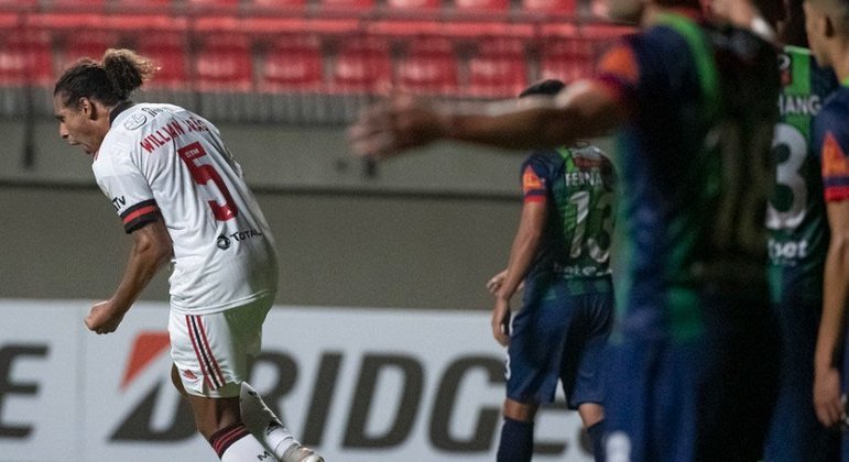 Os gols do empate em 2 a 2 com o Unión La Calera, em La Calera, foram de Gabigol e Willian Arão.