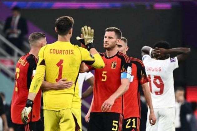 Os jogadores belgas vibraram após a suada vitória.