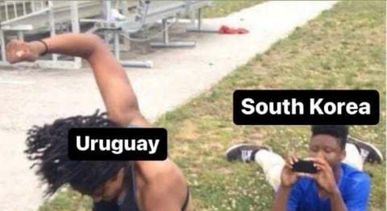 Choro de Suárez e adeus do Uruguai da Copa do Mundo rendem memes na web –  LANCE!