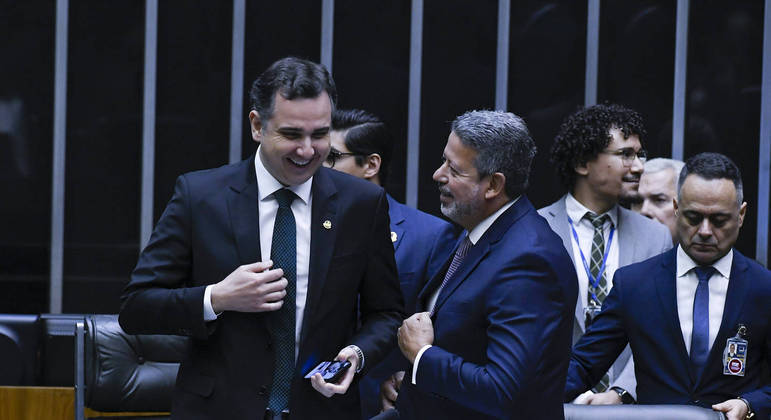 O presidente do Senado, Rodrigo Pacheco (PSD-MG), e o da Câmara, Arthur Lira (PP-AL)