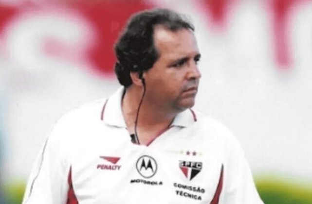 Oswaldo Alvarez, o Vadão - Tinha 44 anos na conquista do Torneio Rio-São Paulo de 2001 (vitória sobre o Botafogo na decisão). - Foto: Divulgação/São Paulo