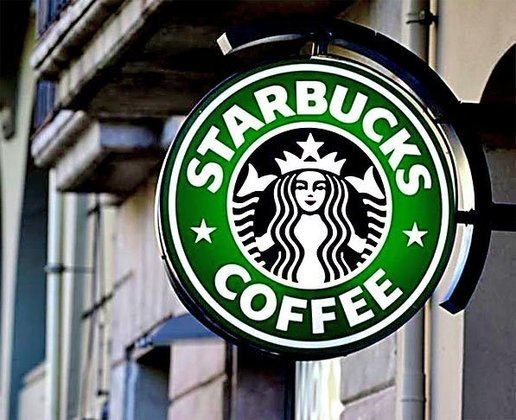 Outras gigantes do ramo de alimentos e bebidas também entraram no boicote. A Starbucks, cafeteria espalhada por vários países, cancelou todas as atividades comerciais na Rússia, incluindo o envio de produtos administrados por um licenciado.