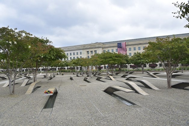 Outro espaço também foi criado para lembrar das vítimas mortas no Pentágono.  