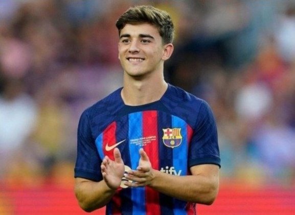 Pablo Gavi (18 anos) - Time: Barcelona - Posição: Meio-campista