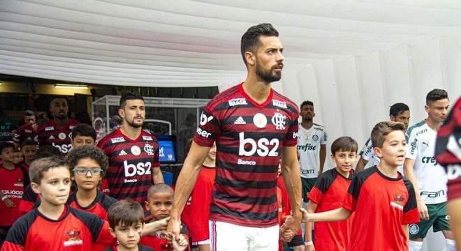 Direção do Flamengo considera a negociação com o Arsenal 'abortada'