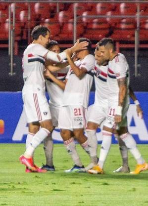 Jogadores do São Paulo vibram