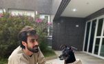 Para os dias mais frios uma boa aposta são roupas com capuz, que dão um charme a mais ao cão