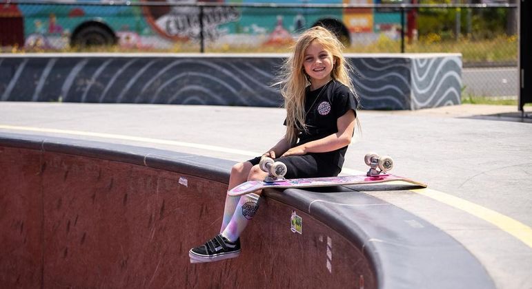 Australiana Paige Tobin, de 6 anos, é a novíssima sensação do skate