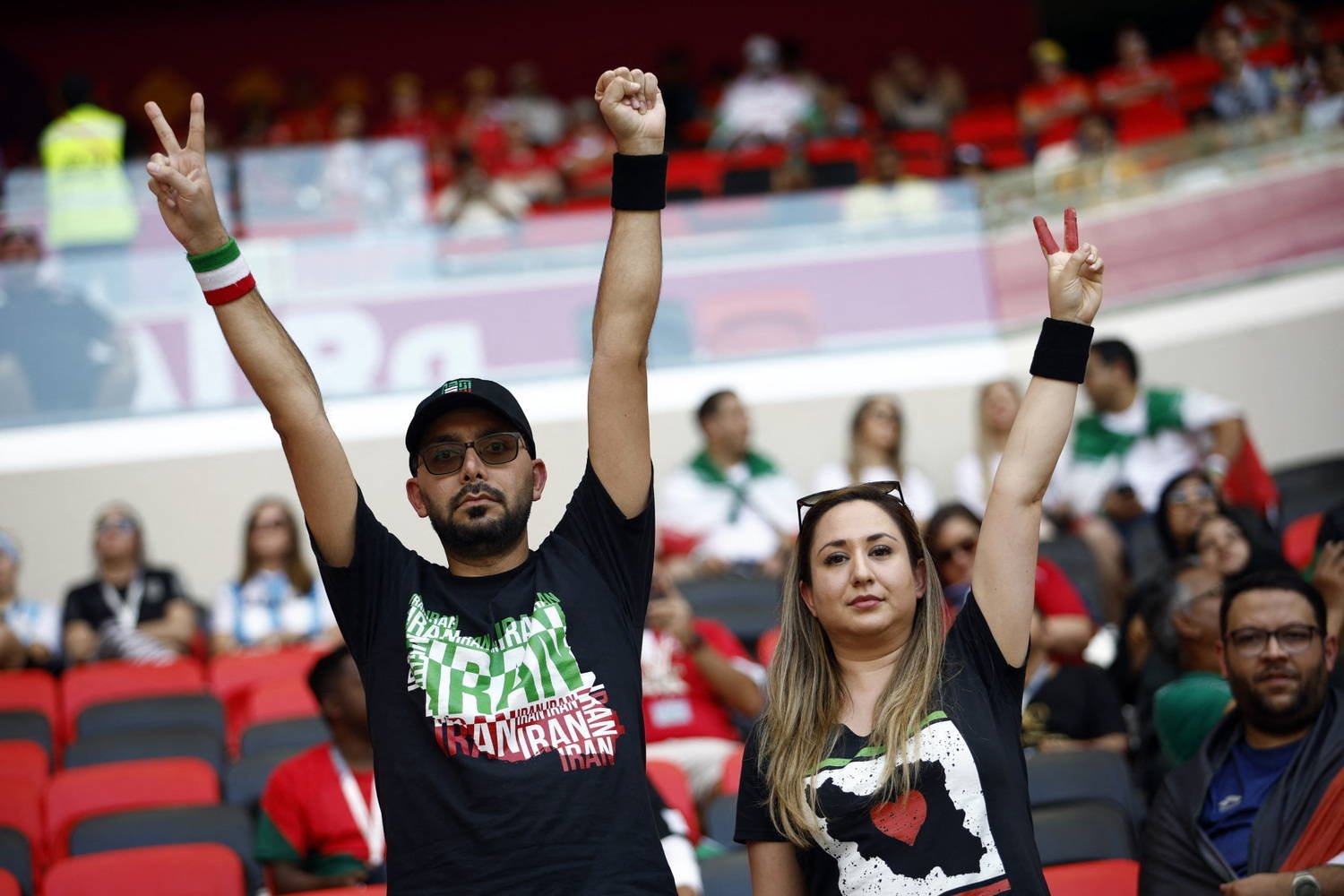 Após duas bolas na trave, Irã vence País de Gales com dois gols nos  acréscimos