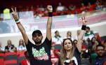 VEJA TAMBÉM: Proibidas de frequentar estádios no Irã, torcedoras iranianas protestam no Catar