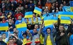 Os ucranianos marcaram presença no estádio Cardiff City, em Cardiff, sul do País de Gales