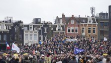 Protesto nos Países Baixos contra restrições termina com 30 detidos