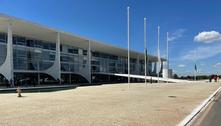 Após mandar tirar grades do Palácio do Planalto, Lula diz que vai fazer o mesmo no Alvorada