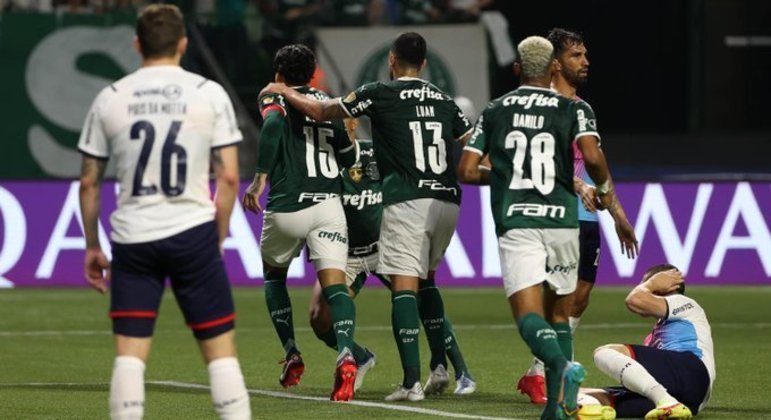 Gustavo Gómez. Palmeiras mortal. Com seus zagueiros, meias e atacantes