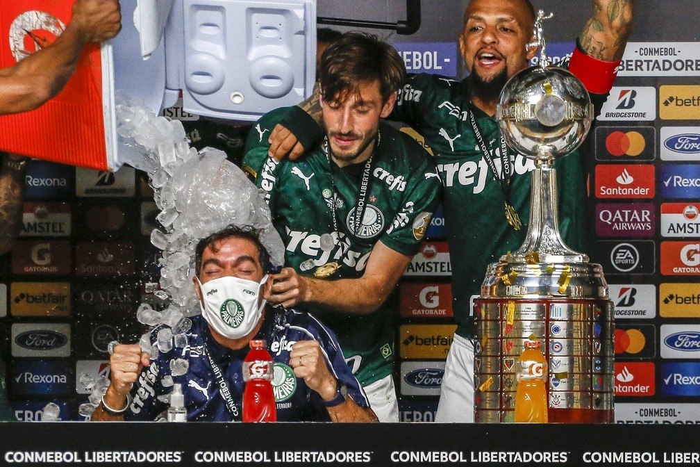 o Palmeiras não tem mundial ha 40 anos