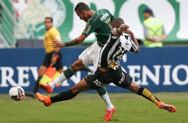 Palmeiras 1 x 0 Santos -26/4/2015 - Jogo de ida da final