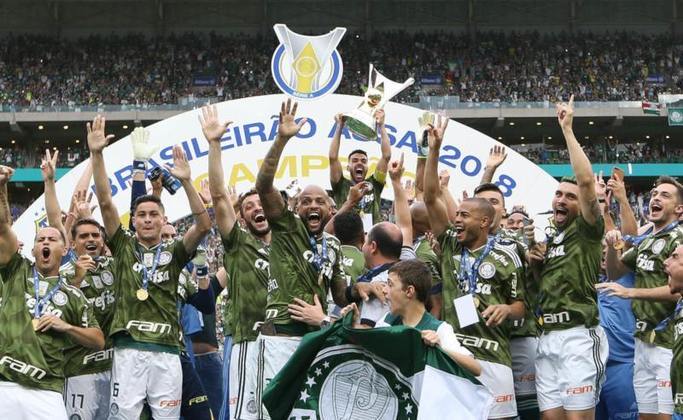 Palmeiras - 14 títulos: duas Taças Brasil, dois Torneios Roberto Gomes Pedrosa, seis Campeonatos Brasileiros, três Copas do Brasil e uma Copa dos Campeões