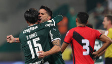 Sete minutos fulminantes. Quatro gols do impressionante líder absoluto Palmeiras. Goleada diante do Atlético Goianiense