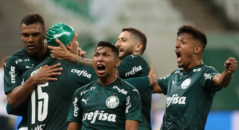 Palmeiras celebra a crise no Flamengo. Mas a ordem é manter o discurso de 'respeito'