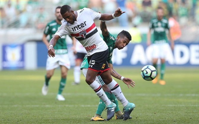 Palmeiras 4 x 2 São Paulo - Brasileirão 2017 - Aumento da soberania alviverde no Allianz, com gols de William (2), Keno e Hyoran. Marcos Guilherme e Hernanes marcaram para o Tricolor.
