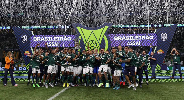 Com melhor técnico, revelação, craque e 6 jogadores, Palmeiras dominou seleção do Brasileirão