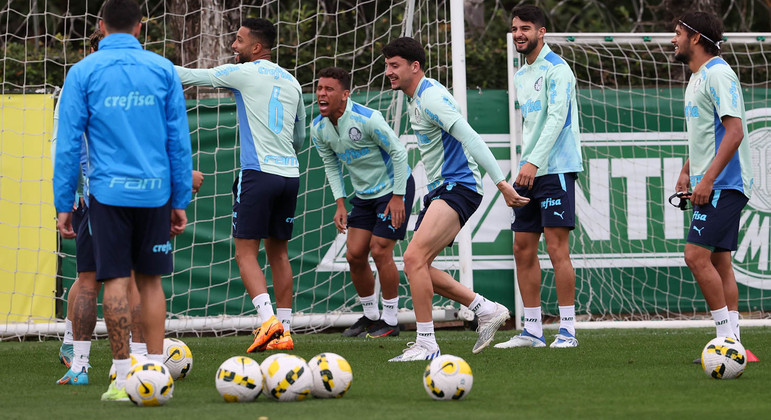 Palmeiras realiza último treino visando o confronto com o Ceará no Campeonato Brasileiro