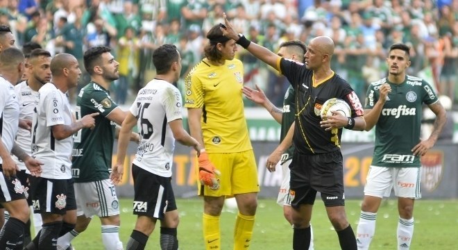 O Palmeiras segue com a certeza que houve interferência externa na final