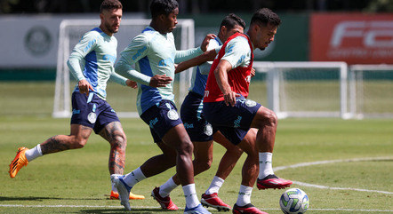 Palmeiras em treino para enfrentar o Tombense