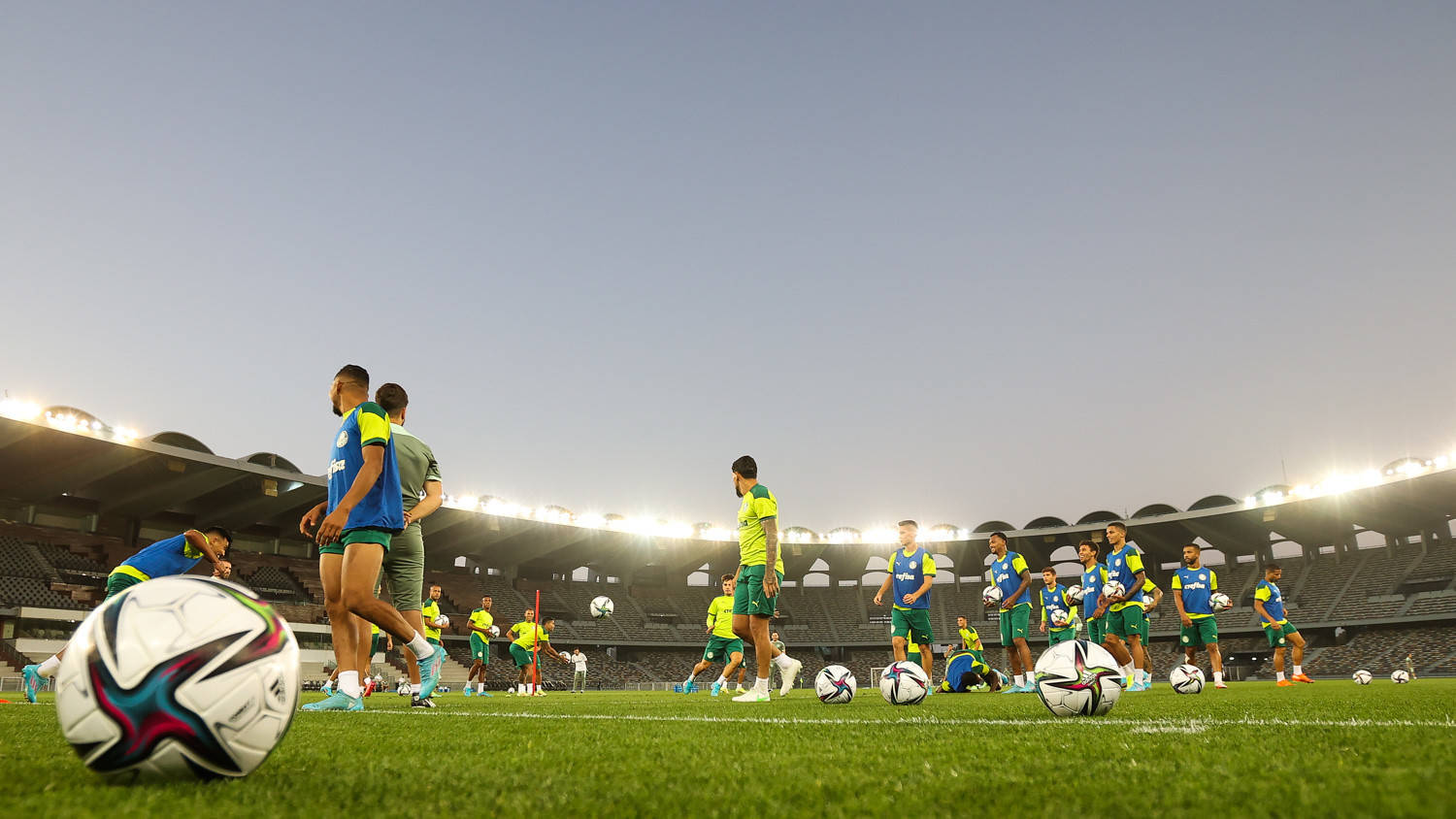 Palmeiras 'chuta' fantasmas de 2021, vence o Al Ahly com atuação de gala de  Dudu e vai à decisão do Mundial de Clubes - ESPN