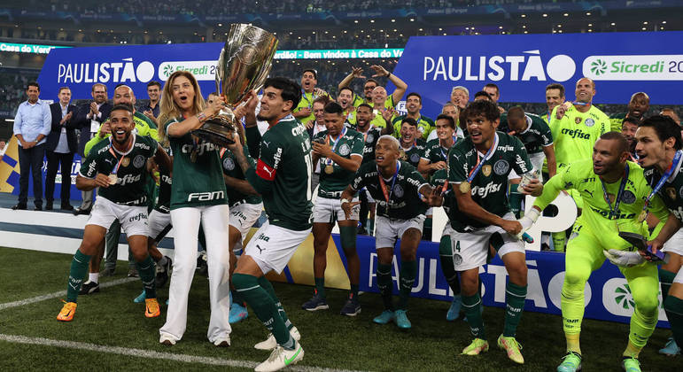 Allianz Parque on X: O PALMEIRAS APLICA UMA VIRADA HISTÓRICA E GARANTE O  TÍTULO DO CAMPEONATO PAULISTA DE 2022! 🏆 PARABÉNS, MEU @Palmeiras POR MAIS  UMA NOITE HISTÓRICA NO ALLIANZ PARQUE.  /