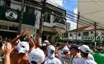 A torcida Alviverde chega em peso nos arredores do Allianz Parque, prontos para apoiar o Verdão