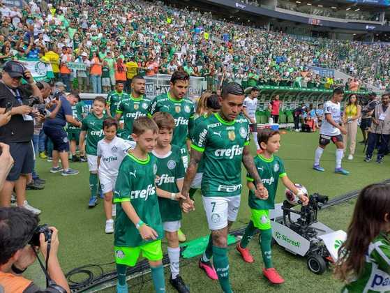 No detalhem, Dudu e Raphael Veiga entram em campo para disputar mais uma final com a camisa do Palmeiras