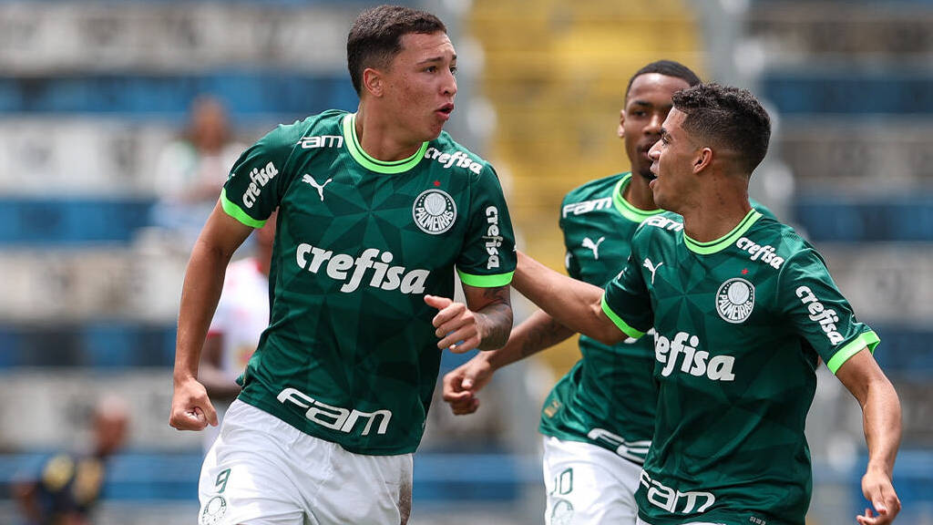 Palmeiras mede forças com São Paulo em Cotia no jogo de ida da final do  Paulista Sub-20 – Palmeiras