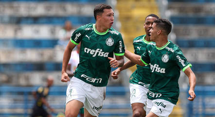 Palmeiras saiu na frente do São Paulo