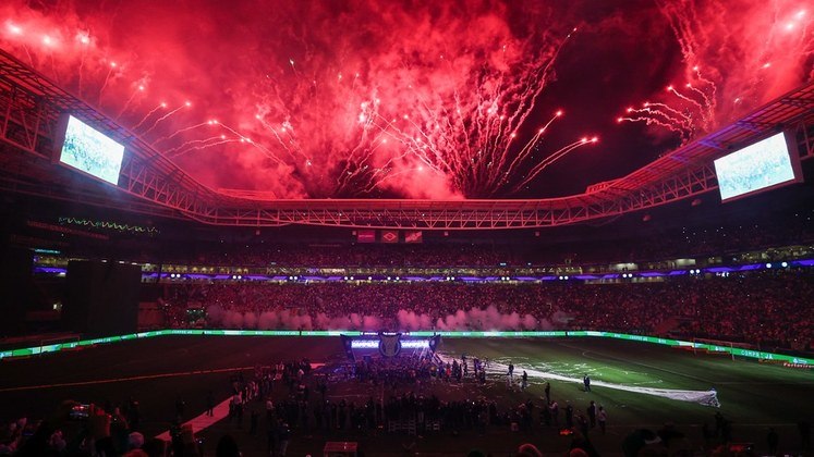 PALMEIRAS TAÇA BRASILEIRÃO 2022 FESTA FOGOS