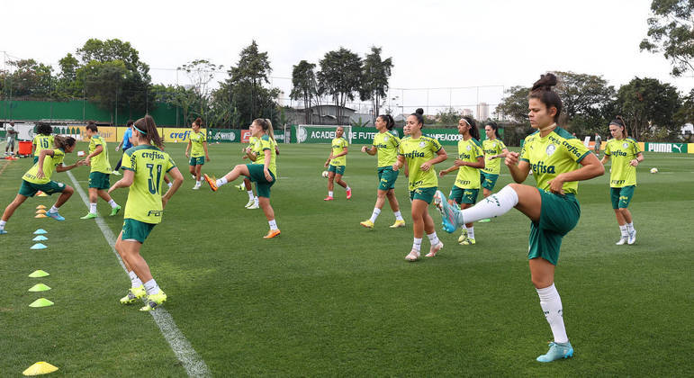 Palmeiras feminino realizou treinamento na Academia de Futebol visando a Libertadores